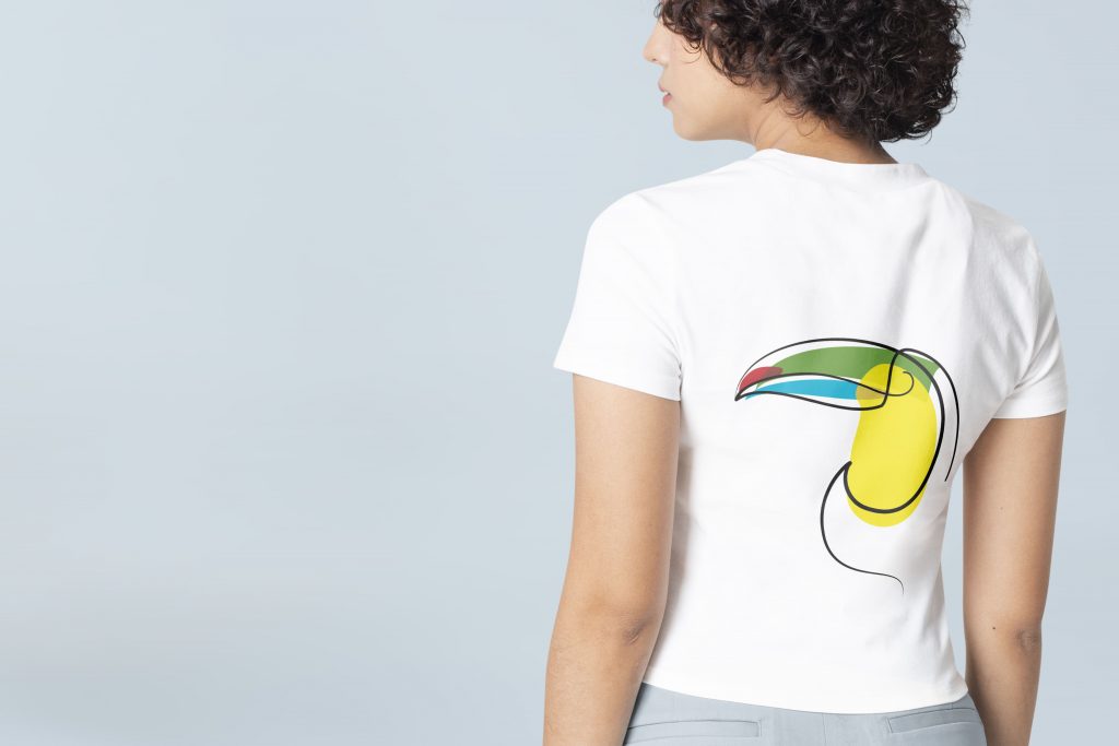 Camiseta logotipo tucán